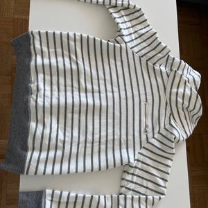 Abercrombie and fitch sweater